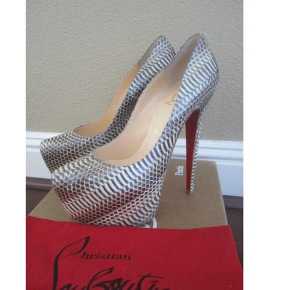 Louboutin Python Daffodile Platform Pumps - Picture 5 of 8